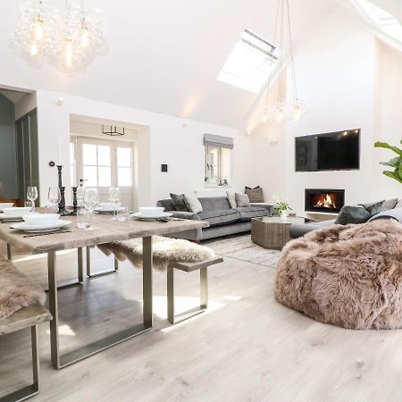 12 Manor Farm Close Kingham Esterno foto